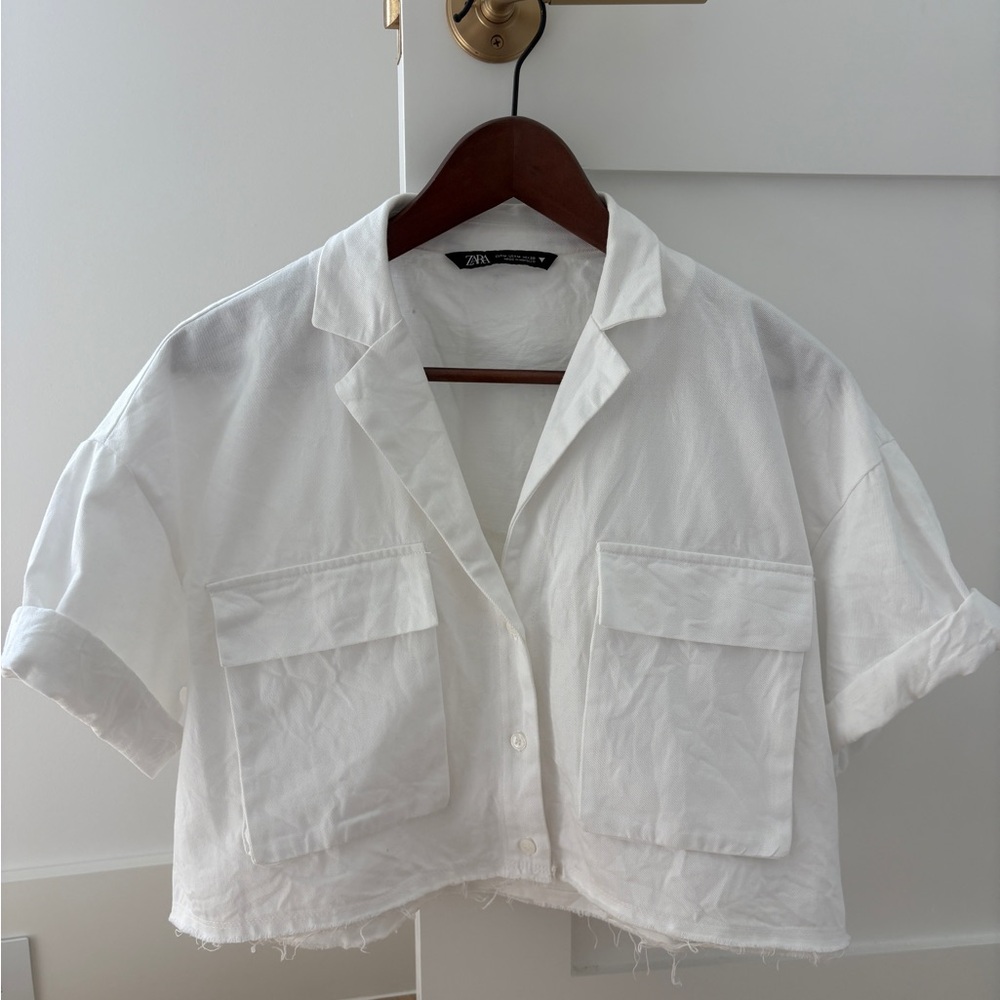 Zara White Cropped Button-Up Shirt